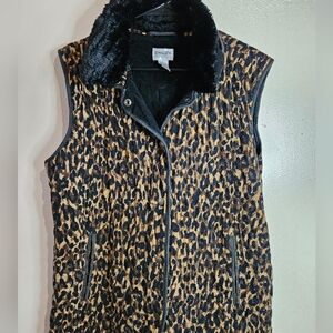 Chico’s Travelers Quilted Leopard Print Vest | Removable Faux Fur Collar | Size